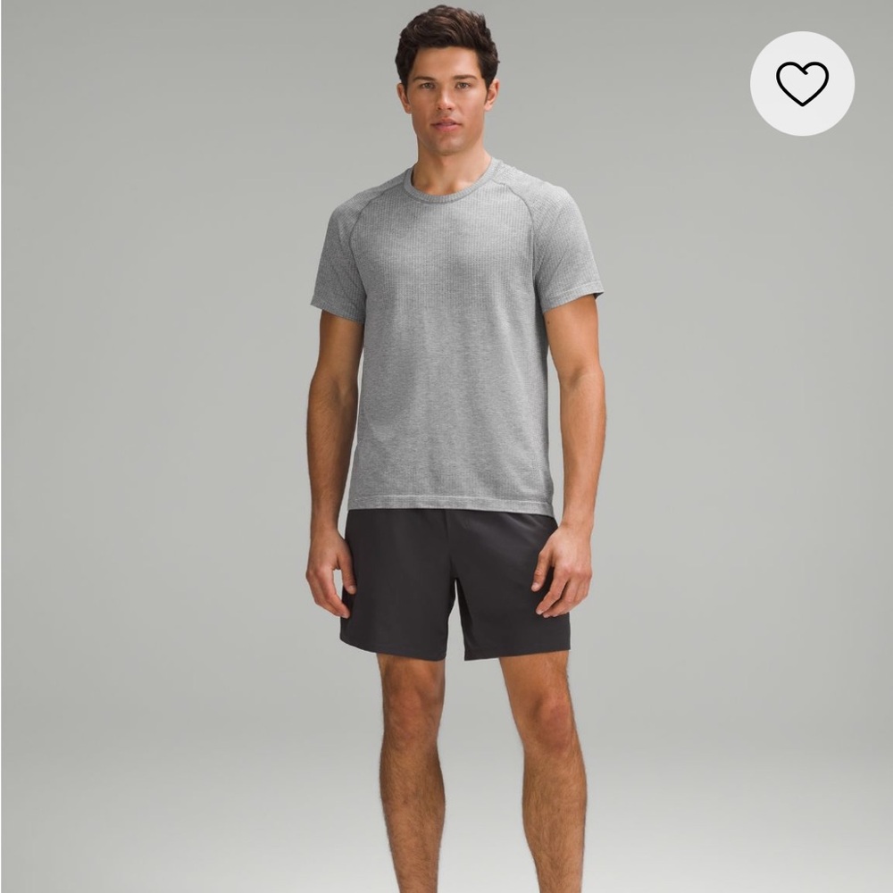 Lululemon- Mens Training/Athletic SS Tee Shirt- Sz Lrg - Heathered Grey